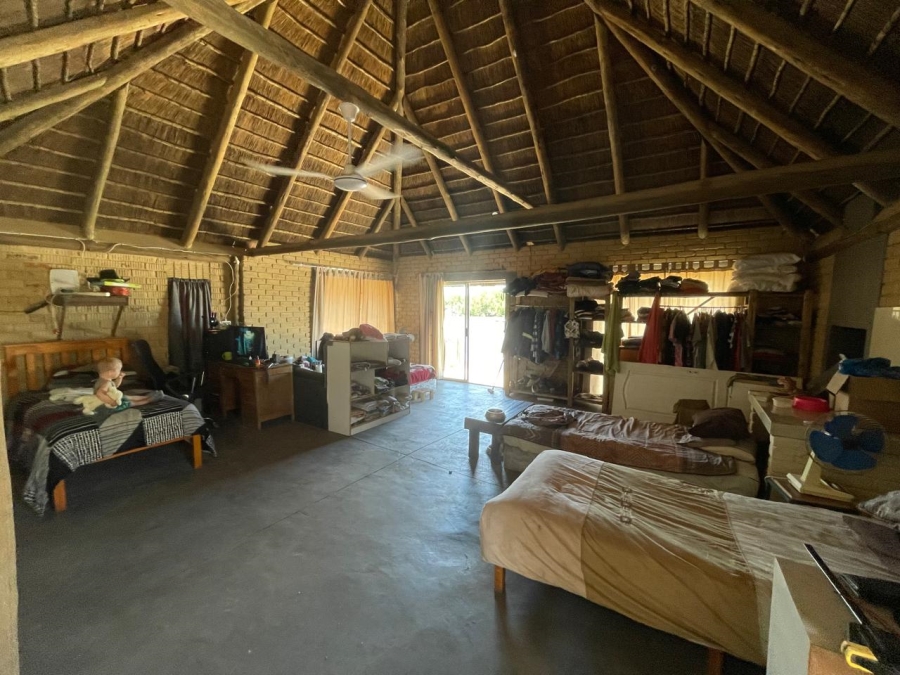 4 Bedroom Property for Sale in Bloemhof North West